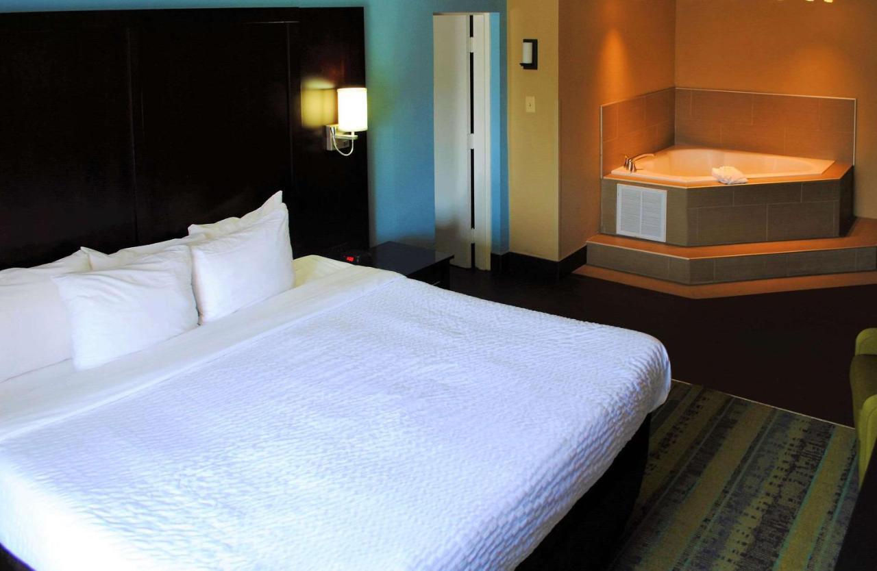 Clarion Hotel Conference Center - North Lexington Eksteriør billede