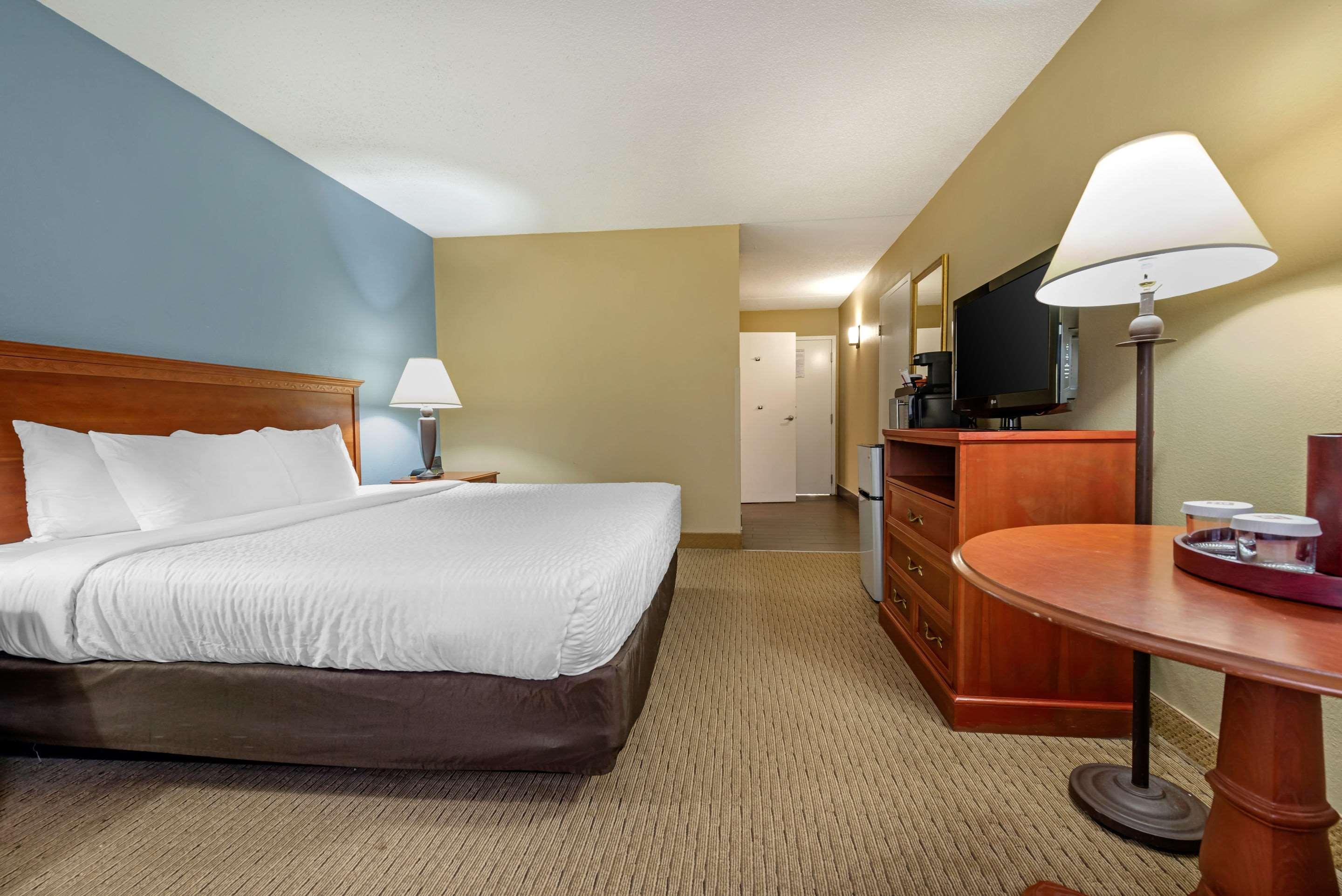 Clarion Hotel Conference Center - North Lexington Eksteriør billede