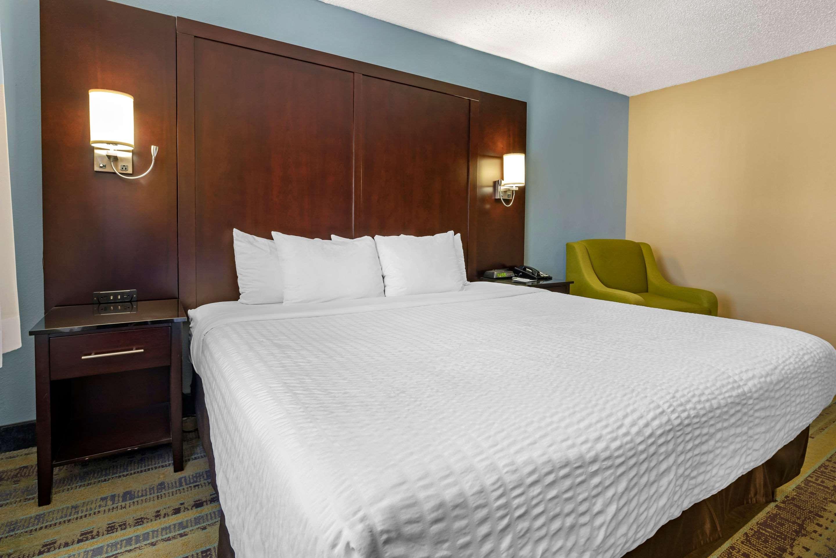 Clarion Hotel Conference Center - North Lexington Eksteriør billede