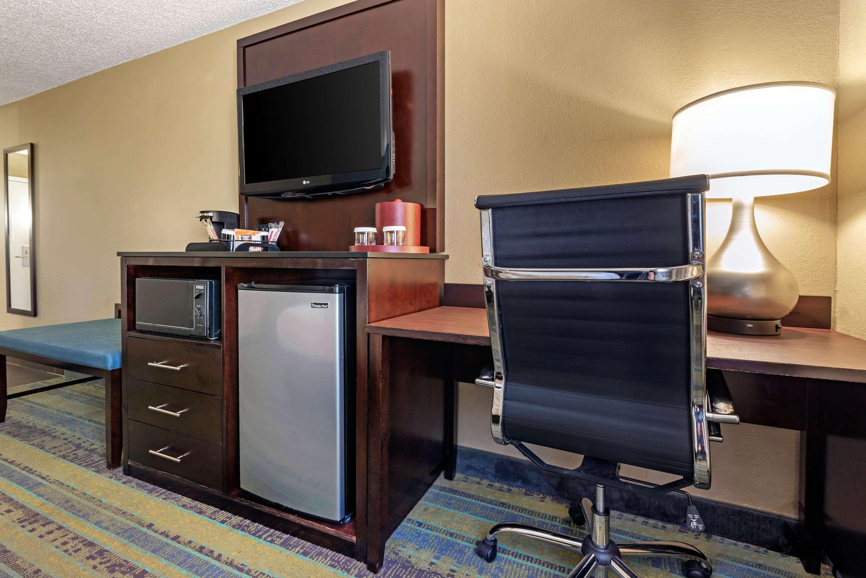 Clarion Hotel Conference Center - North Lexington Eksteriør billede