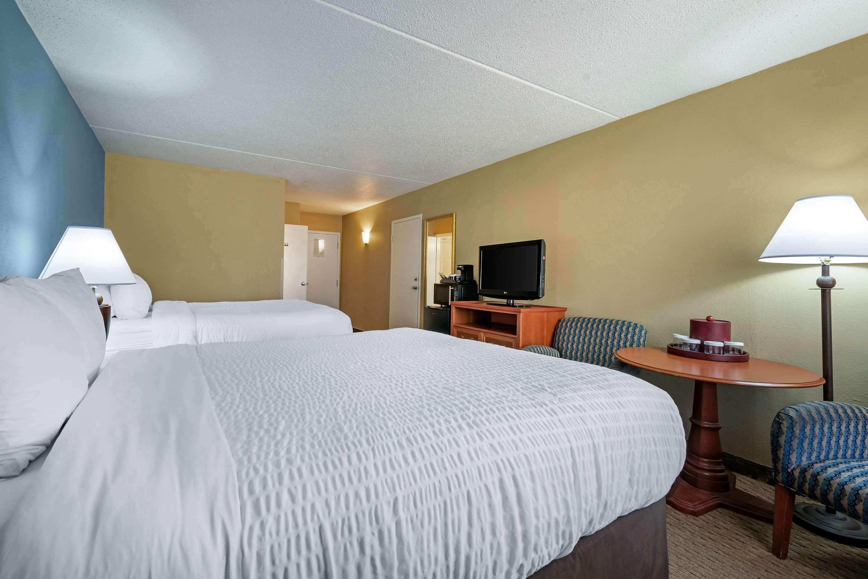 Clarion Hotel Conference Center - North Lexington Eksteriør billede