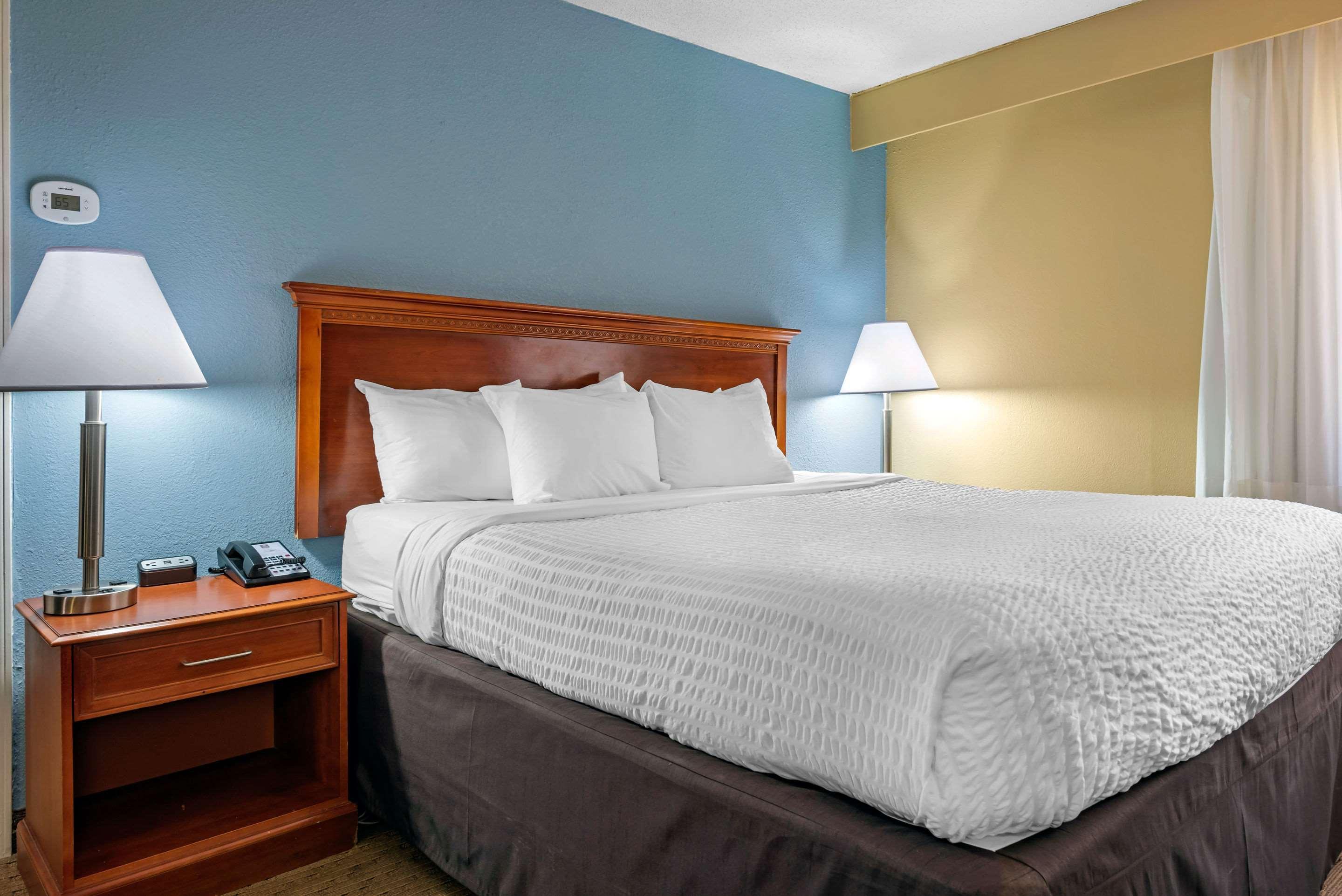Clarion Hotel Conference Center - North Lexington Eksteriør billede
