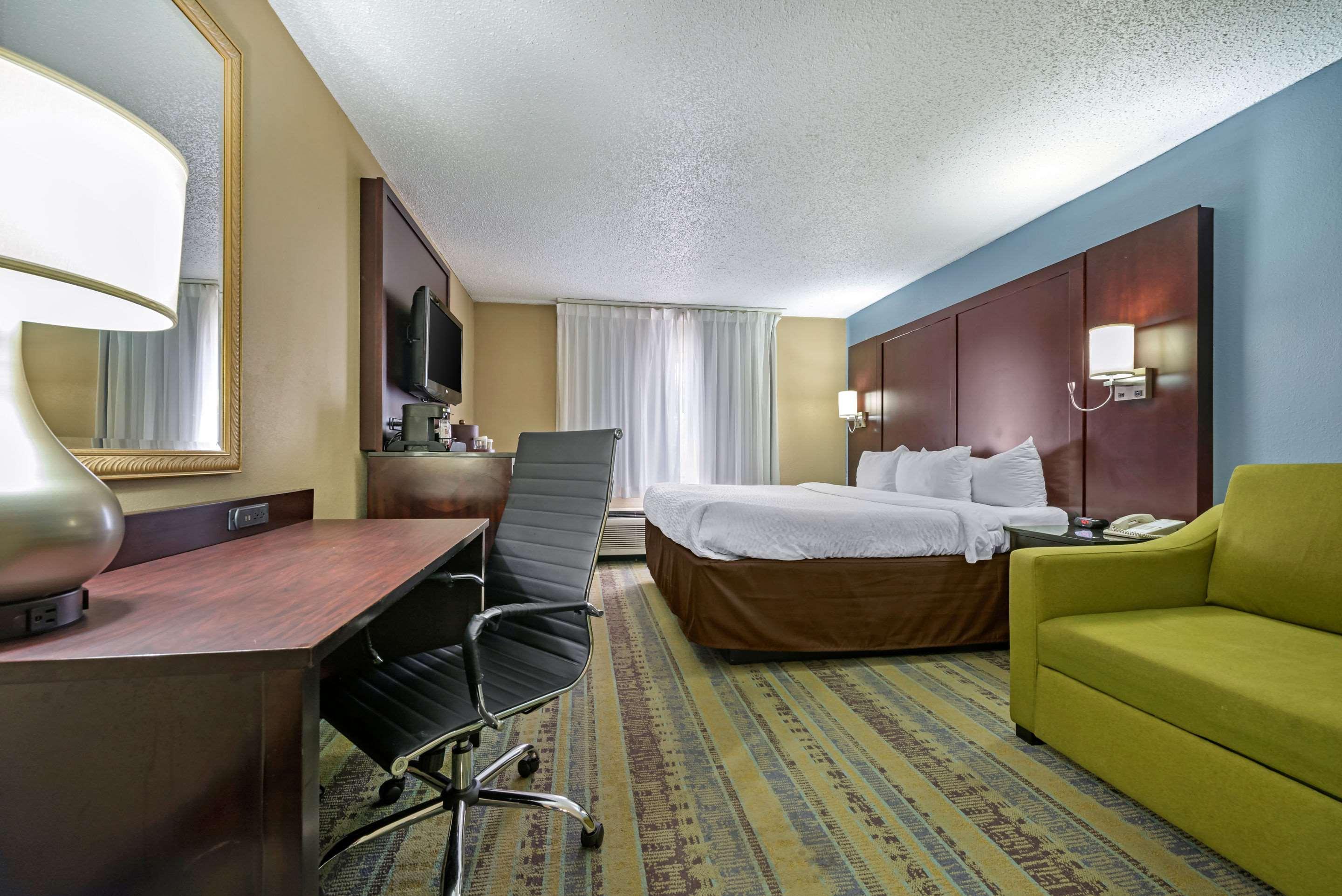 Clarion Hotel Conference Center - North Lexington Eksteriør billede