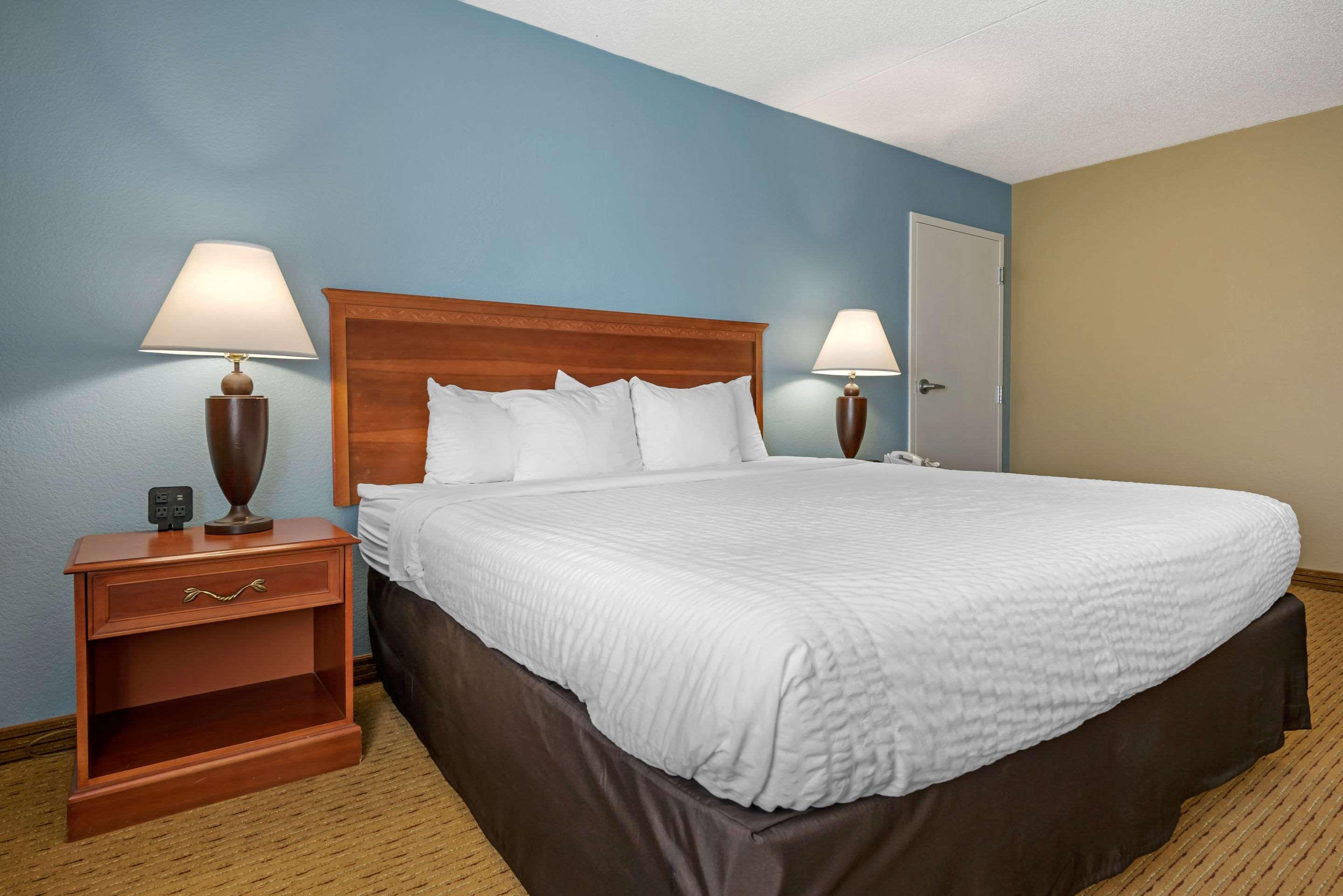 Clarion Hotel Conference Center - North Lexington Eksteriør billede