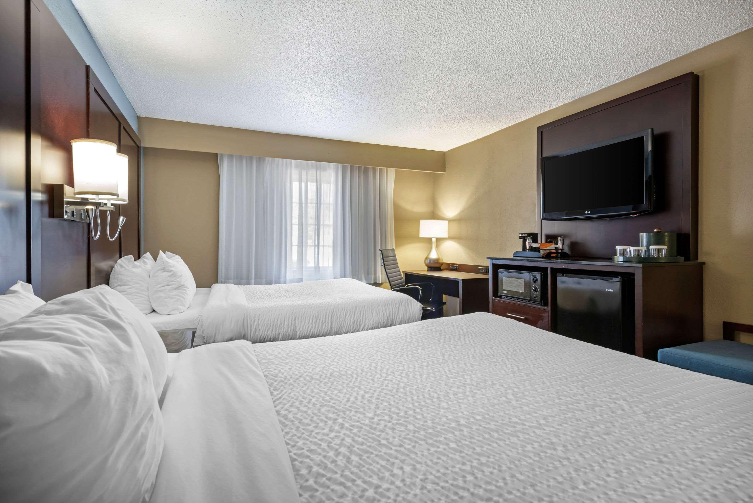 Clarion Hotel Conference Center - North Lexington Eksteriør billede