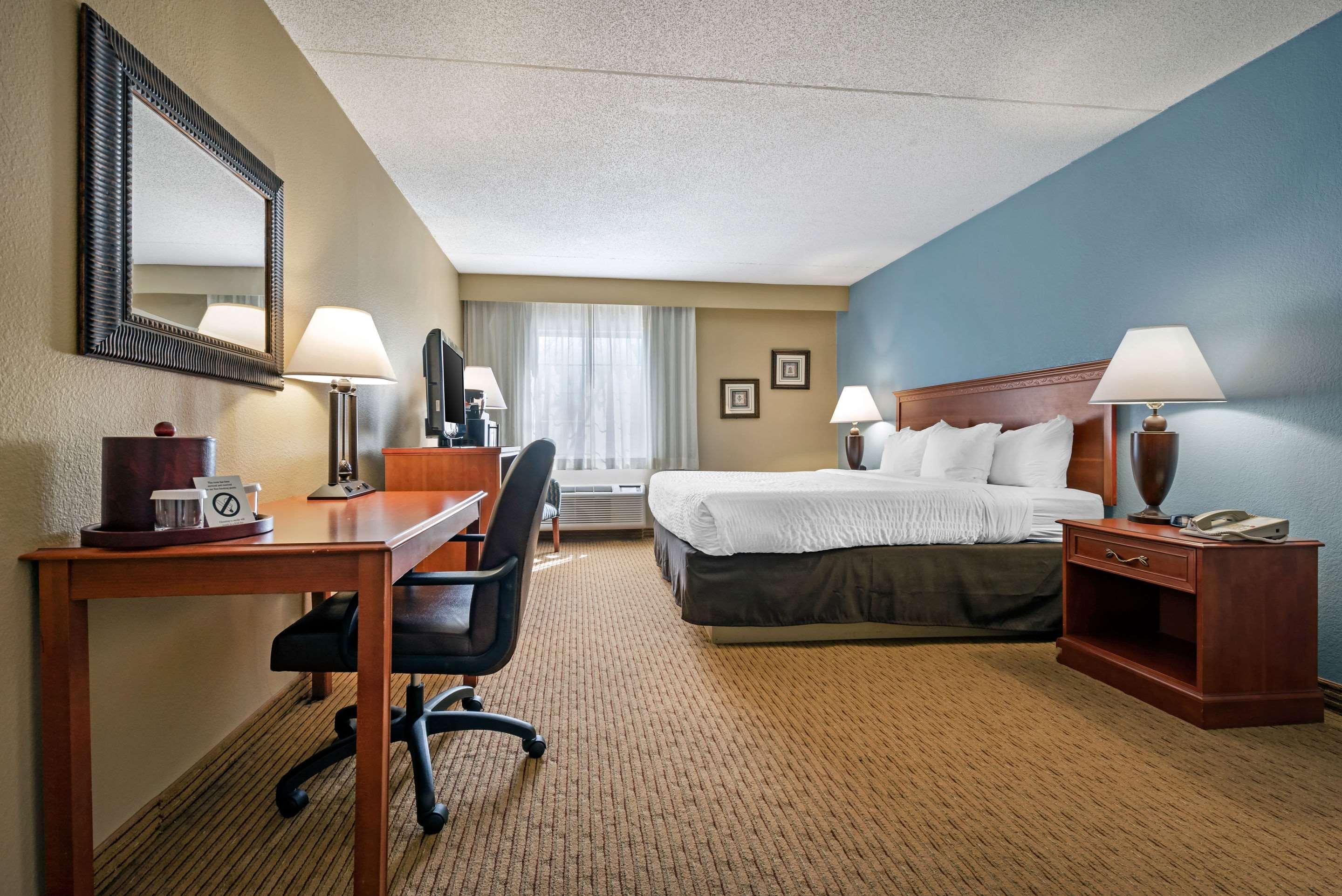 Clarion Hotel Conference Center - North Lexington Eksteriør billede