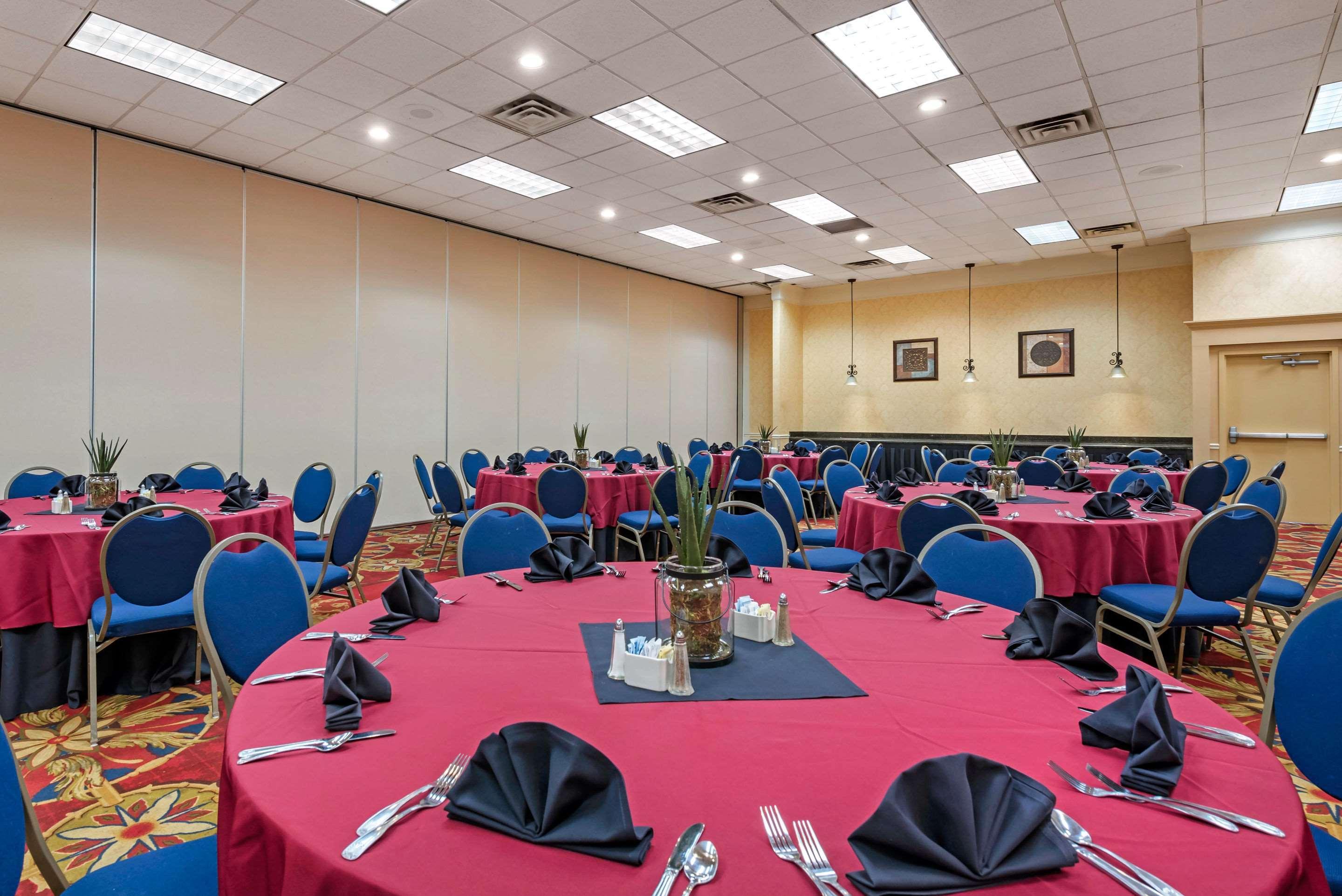 Clarion Hotel Conference Center - North Lexington Eksteriør billede