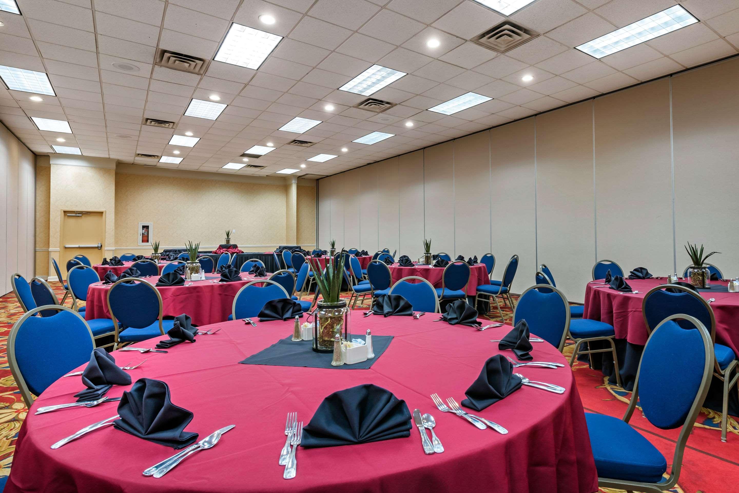 Clarion Hotel Conference Center - North Lexington Eksteriør billede