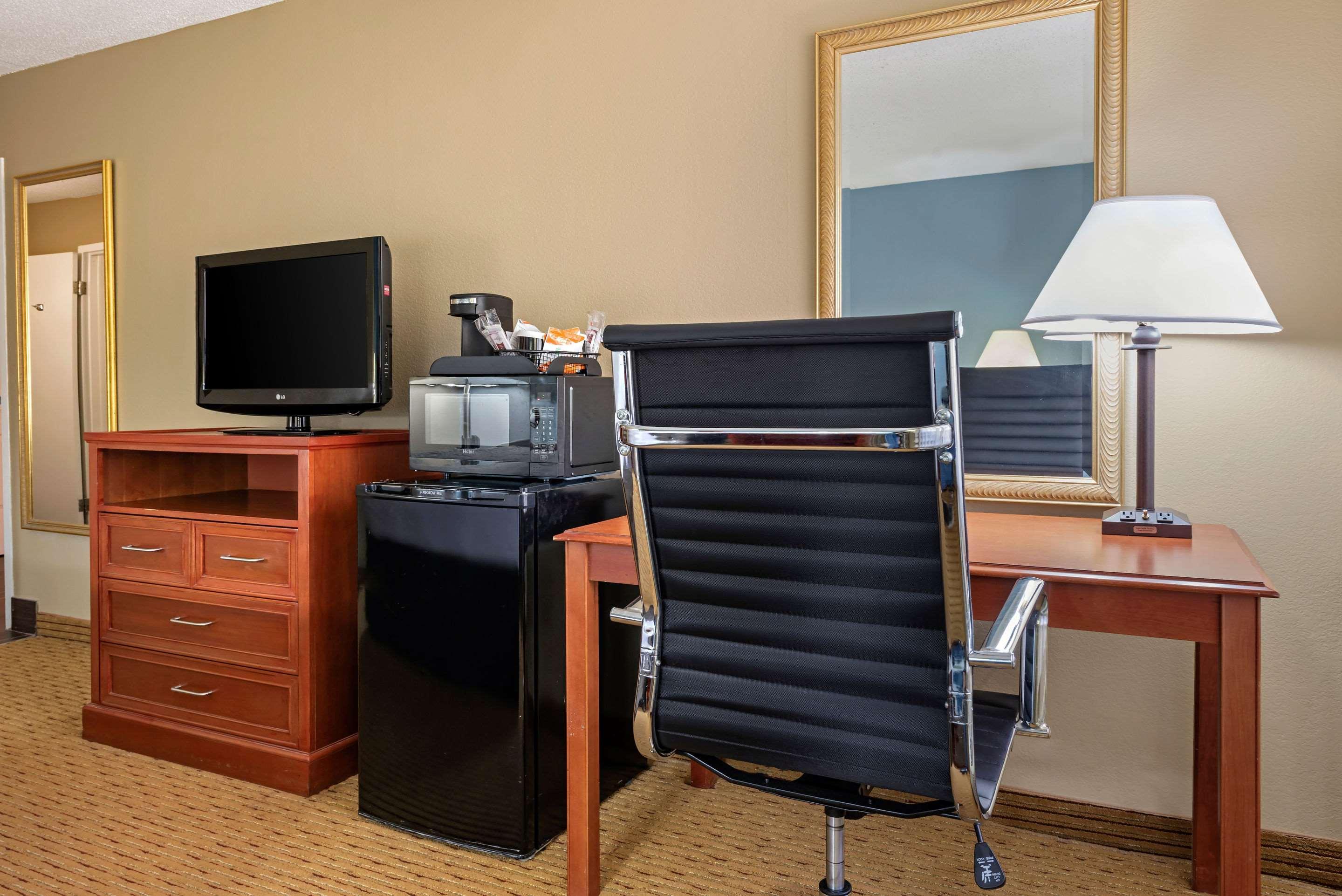 Clarion Hotel Conference Center - North Lexington Eksteriør billede