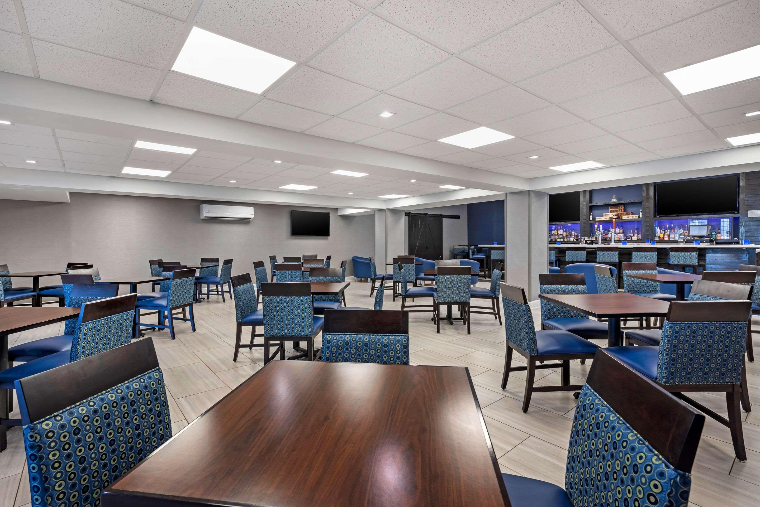 Clarion Hotel Conference Center - North Lexington Eksteriør billede